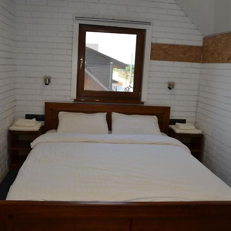Pryvatna Sadyba Tviy Kut Hotel Svityaz' Exterior foto