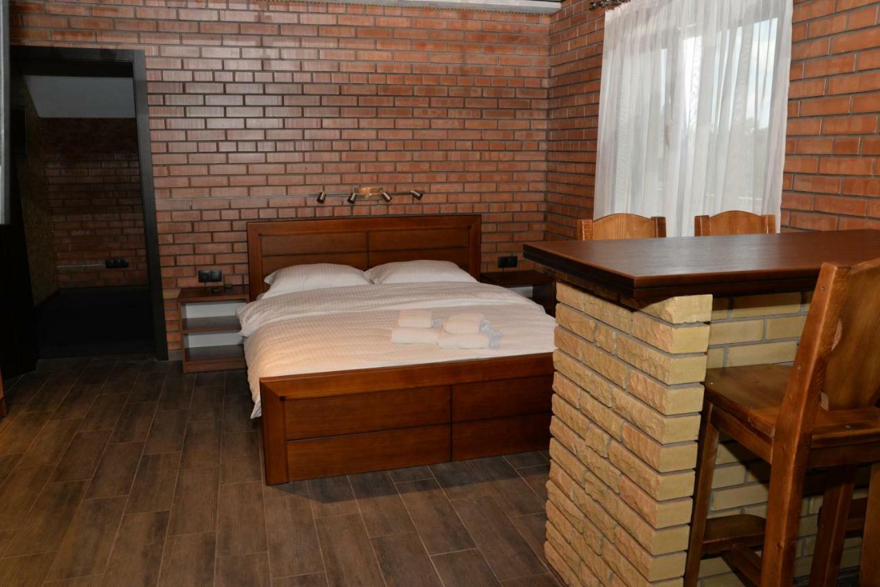 Pryvatna Sadyba Tviy Kut Hotel Svityaz' Exterior foto